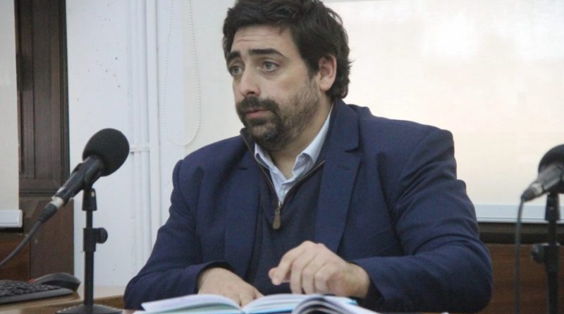 “Termina de quebrarse el árbol y lo golpea”: la explicación del fiscal sobre la muerte del trabajador rural en Alvear