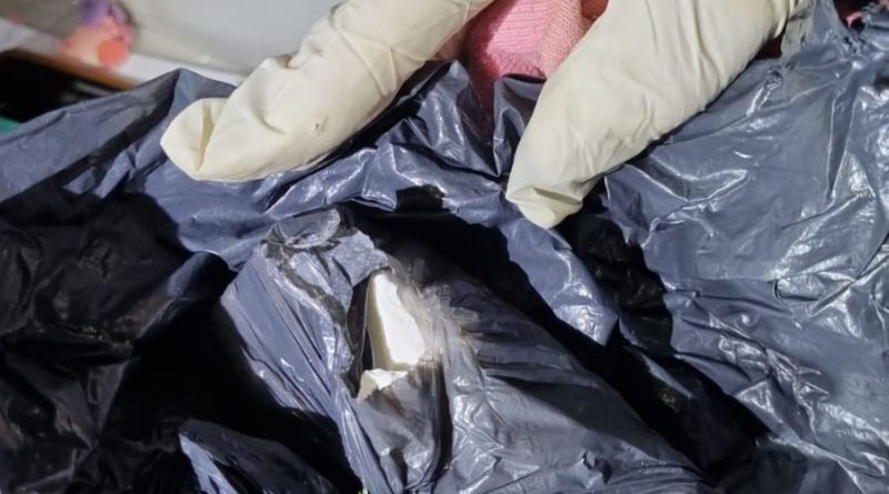 Operativo antidrogas en General Acha: detienen a dos hermanos con cocaína y un arma de fuego