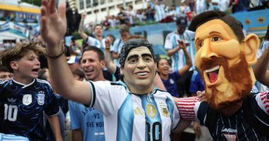 Locura por una entrada para ver Argentina-Inglaterra: los testimonios de los hinchas que buscan a último momento y cuánto valen