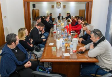 El PJ de La Pampa proyecta su futuro: cumbre liderada por Ziliotto, análisis nacional y masiva campaña de afiliación juvenil