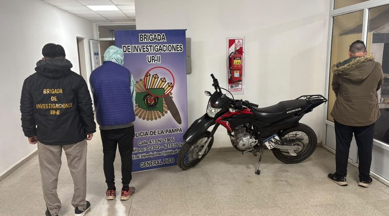 Robaron una moto en Miguel Cané y fueron detenidos en General Pico tras un rápido operativo